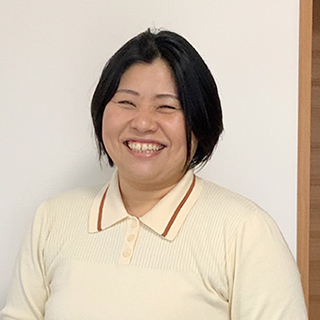 片岡 奈津子