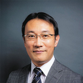 草場 鉄周
